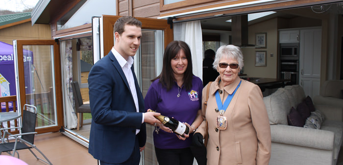 Mayor of Gosport at Hannah's holiday home appeal